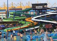 विशाल सर्पिल जल स्लाइड खेल का मैदान / वयस्क वाणिज्यिक तैरना पूल स्लाइड